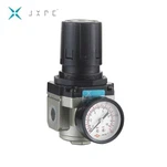 Regulator tlaka zraka s vodomjerom